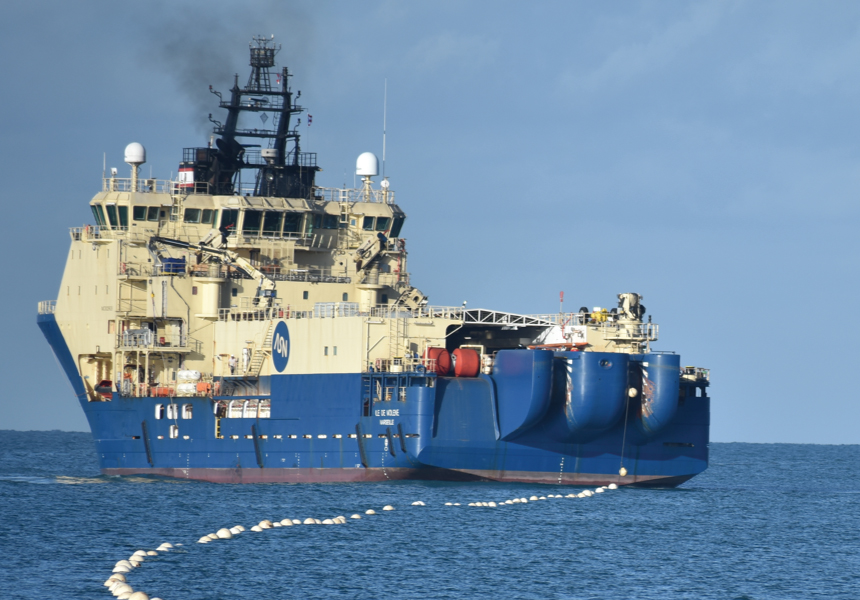 ¿Cómo funciona un cable submarino?